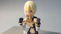 1/12　首＆手枷・大（金・青）　オリジナル / ミニチュア / ドール小物 / figma / FAG等に_画像2