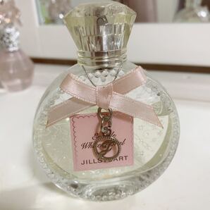 ジルスチュアート ホワイトフローラル 香水