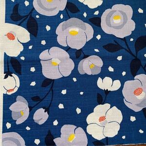 花柄生地 ツバキ柄綿生地 50cm ドビー織