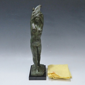彫刻家 善本秀作 裸婦立像 ブロンズ 台座付（1126の画像1