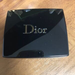 クリスチャンディオール サンクルールデザイナー