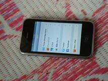 iPhone 3GS 32GB A1303 iOS6.1.6 SoftBankキャリア 美品 送料無料_画像3