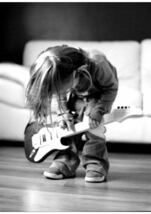 新品 かわいい 子供 ギタリスト ロックギター 女の子 少女 男の子 少年 パーカー XS S M L XL ビッグ オーバーサイズ 黒 XXL Tシャツ ロンT_画像4