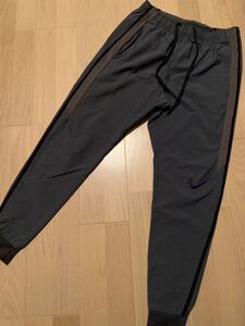 NIKE ナイキ パンツ