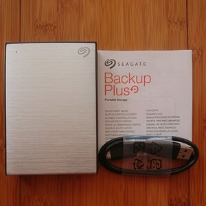 Seagate ポータブルHDD 5TB STHP5000401