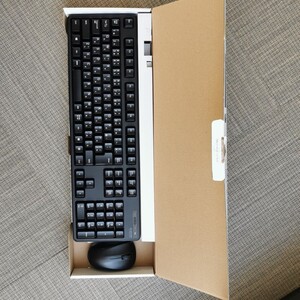 エレコムキーボードワイヤレス無線フルキー マウス付きTK-FDM106MBK