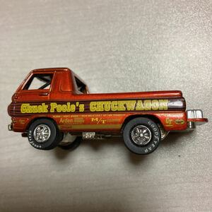 Johnny Lightning ジョニーライトニング Chuck Poole’s Chuckwagon Dodge A-100 Pick up Truck PLAYING MANTIS ピックアップ　トラック