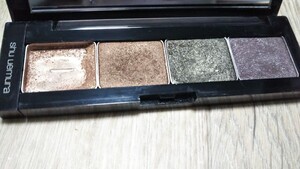 shu uemura シュウウエムラ カスタム パレット IV ブラック + アイシャドウ