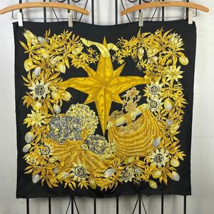 HERMES HERMES CARRES90 PASSIFLORES LARGE SIZE SILK 100% SCARF MADE IN FRANCEエルメスカレ90シルク100%大判スカーフパッションフラワー