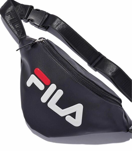 正月限定価格！FILA ボディバッグ