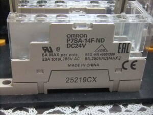 OMRON セーフティリレーソケット　PP7A-14F-ND　DC24V　新品未使用品　2101120-05