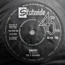 T-557 UK盤 名曲 The 4 Seasonsフォー・シーズンズ Sherry シェリー /I've Cried Before 45-SS 122 The Four Seasons 45 RPM_画像1