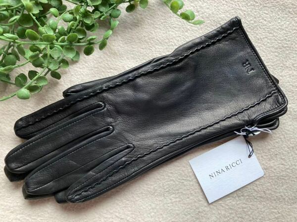 ★新品★ NINA RICCI ニナリッチ ラム革 スマホ対応　手袋 レディース サイズ20センチ ブラック