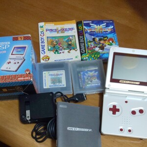 ゲームボーイアドバンスSP ファミコンカラー 、ドラクエ