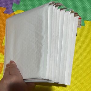 10枚 クッション封筒 CDサイズ エアキャップバッグ 開封テープ付 ホワイト