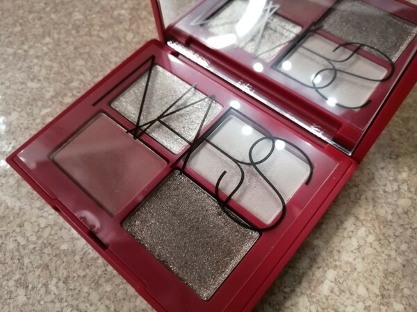 【USED】NARS クワッドアイシャドー 00199