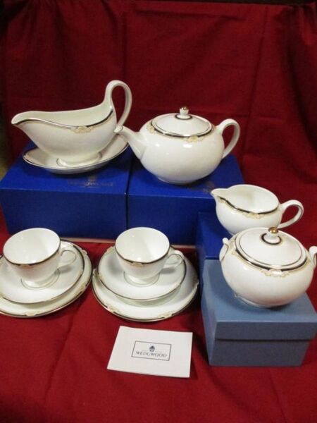 10点 ウェッジウッド キャベンディッシュ トリオ ティーセット ポット シュガー ピッチャー Wedgwood CAVENDISH