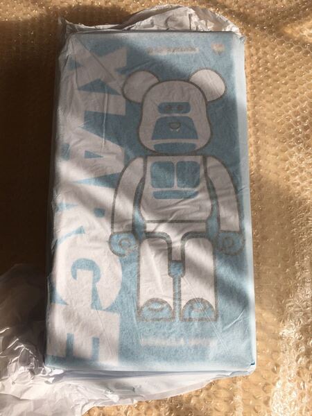 014 BE@RBRICK XLARGE LITTLE FRIEND WHITE 400%