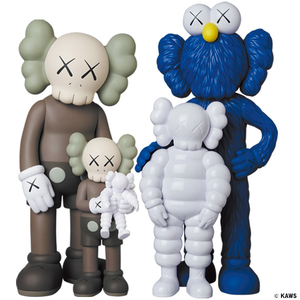 KAWS FAMILY BROWN / BLUE/ WHITE KAWS TOKYO FIRST MEDICOM TOY メディコムトイ カウズ 新品未開封