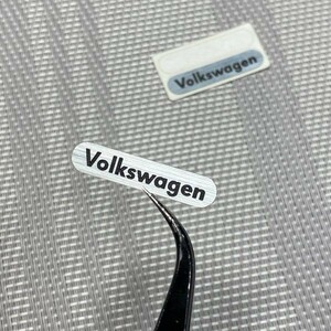 　◆ Volkswagen 銀/黒 30mm ステッカー 2枚■ VW フォルクスワーゲン Polo Beetle Golf GTI Variant up LED HID 燃料ポンプ ミラー プラグ