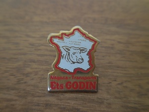 フランス☆古いピンズ 【Ets GODIN】 ピンバッジ PINS ピンバッチ うし 牛 ウシ 