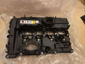 新品未使用　BMW純正 MINI純正　ヘッドカバー　タペットカバー　B48 エンジン用　F56 F45 F56 F54 F60 など 11128631745