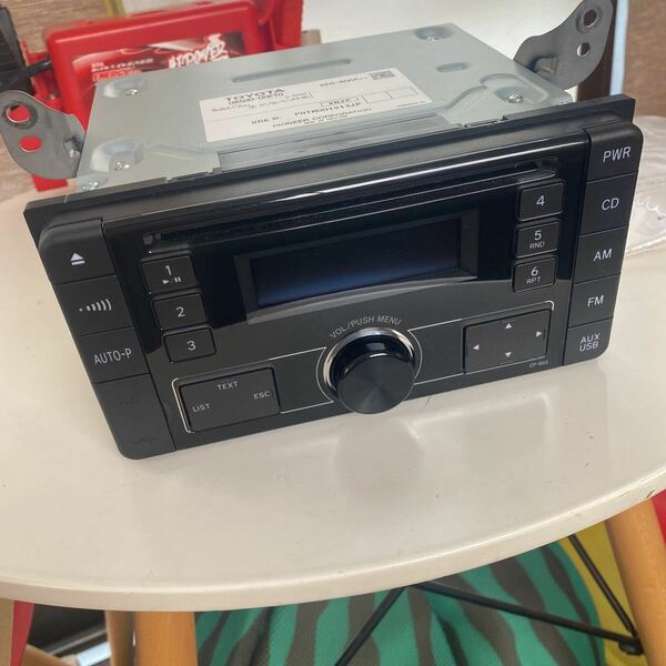 トヨタワイド純正 DEH-8068ZTカーオーディオ CP-W66 ★ CD-R/MP3/WMA/AAC/AUX/USB対応　ダイハツ　アルファード10ステー付き