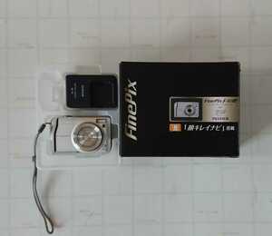 富士フィルム FinePix F40fd シルバー 取扱説明書 充電器 USBケーブル 箱付き コンパクトデジタルカメラ 