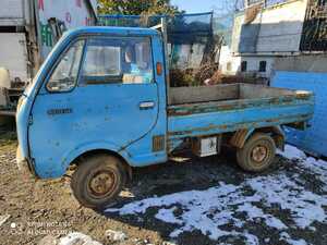  Mazda Porter truck with translation parts .. circle car rust equipped old car 