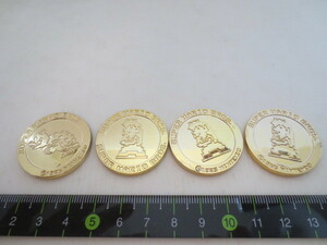 定形外郵便発送　スーバーマリオ　金貨４枚　プラスチック製