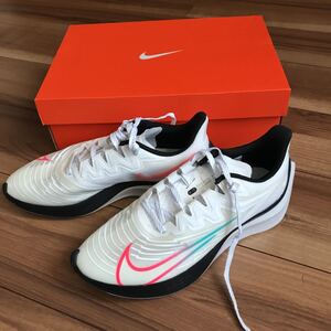NIKE ZOOM GRAVITY 2.0