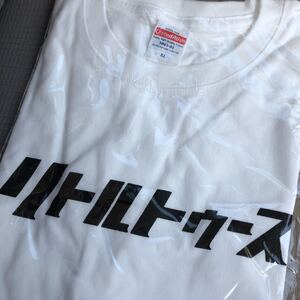 リトルトゥースTシャツXL