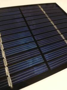 送料無料!太陽電池 12V 1.5W ソーラーパネル 工作・自由研究に最適。ラズパイ充電用/スマホ充電などアイデア次第で色々使えます!