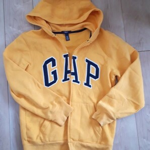 GAP パーカー