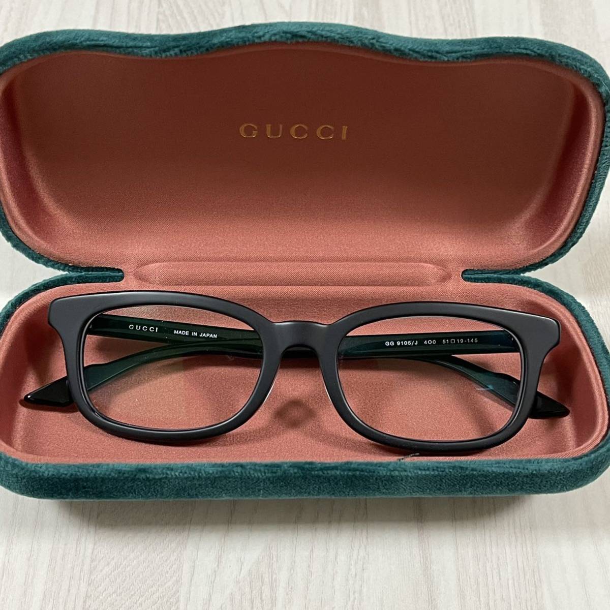 黒縁眼鏡メガネの値段と価格推移は?|220件の売買情報を集計した黒縁 ...