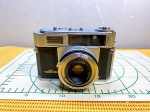 送料520円！　貴重　レトロ　AIRES　VISCOUNT M2.8　コンパクトフィルムカメラ　フィルムカメラ　カメラ　3200482　現状品