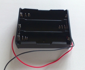 電池ボックス　リチウムイオン18650電池　３本用（長さ68mmまで使用可能）