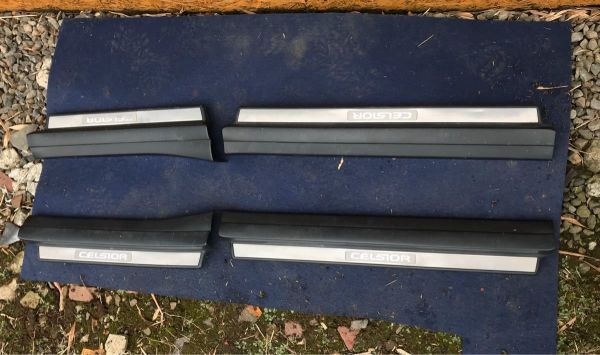 トヨタ セルシオ UCF30 純正 スカッフプレート 一台分