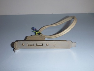 CR-32 マザーボード接続用USBケーブルユニット リアスロット 2×USB OK