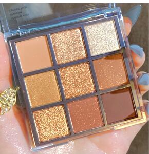 SUIKONE eyeshadow 9色アイシャドウパレット #04