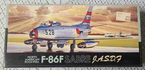 長期自宅保管　F-86F SABRE セーバー　航空自衛隊　1/72 フジミ 未組立　当時物　レトロ　おうち時間　趣味　コレクション