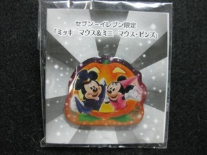 $ Disney Seven -Eleven Limited Mickey Minnie Pins $