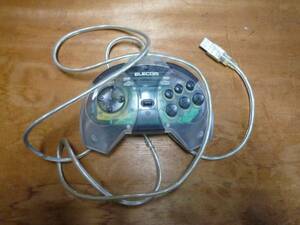 ELECOM USBゲームパッド（中古）