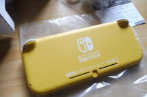 スイッチ ライト 超美品 Nintendo Switch Lite コーラル イエロー 本体 動作確認済 ニンテンドー ゲーム機 人気商品 中古_画像3