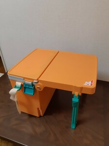 テーブル型クーラーボックス