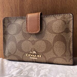 COACH コーチ 二つ折り財布 シグネチャー ブラウン コンパクト 送料込 折財布