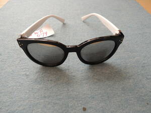 WF079 中古 サングラス DOLCE & GABBANA 2054