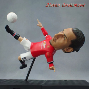 ★サッカー マンチェスター・ユナイテッド Zlatan Ibrahimovic ズラタン・イブラヒモビッチ フィギュア 玩具模型