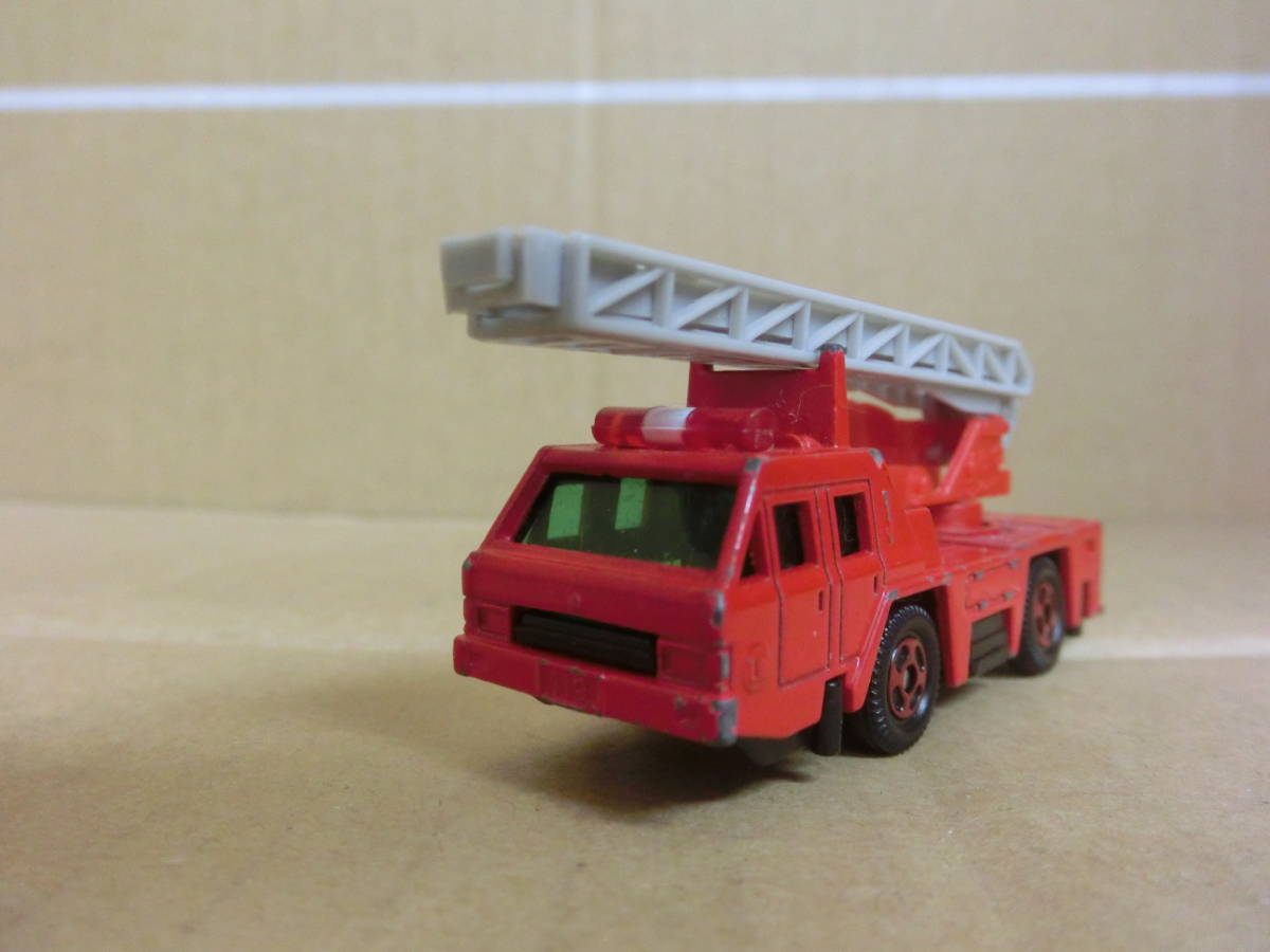 トミカ 日産ディーゼル ハシゴ付き消防車 UDシール No.22.43 2025年最新】Yahoo!オークション -日産ディーゼルはしご車の中古