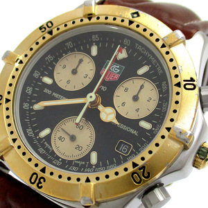 タグホイヤー 時計 プロフェッショナル 2000 クロノグラフ ゴールドコンビ メンズ 黒文字盤 565.306R 保証書 腕時計 黒金 クロノ